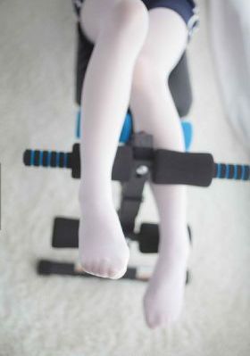 哺乳期给上司喂奶hd