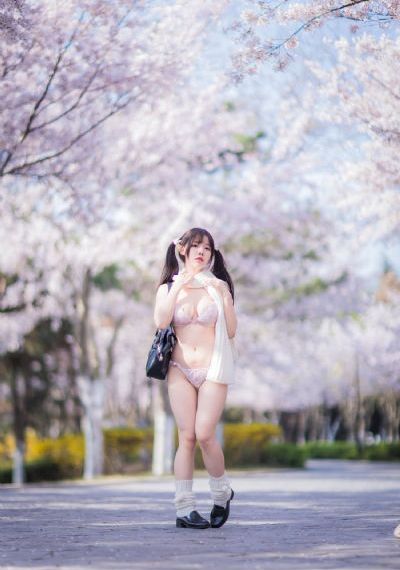 秋霞秋霞