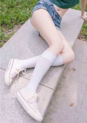 年轻的母亲