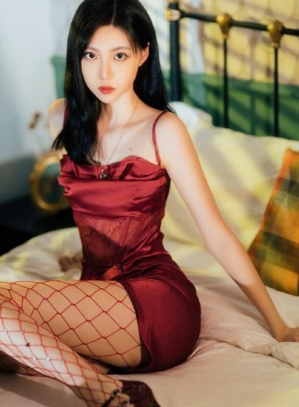 乖把腿抬高一点就不疼了视频