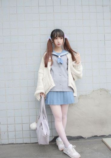 野花日本免费观看高清电影8