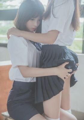 免费看美女洗澡全身光子